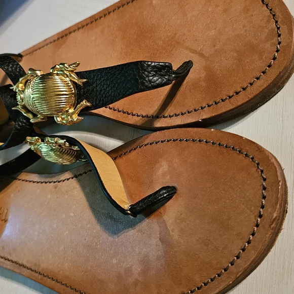 Annabel Ingall Black Sandals with Gold Beetle Detail - Picture 4 of 5
